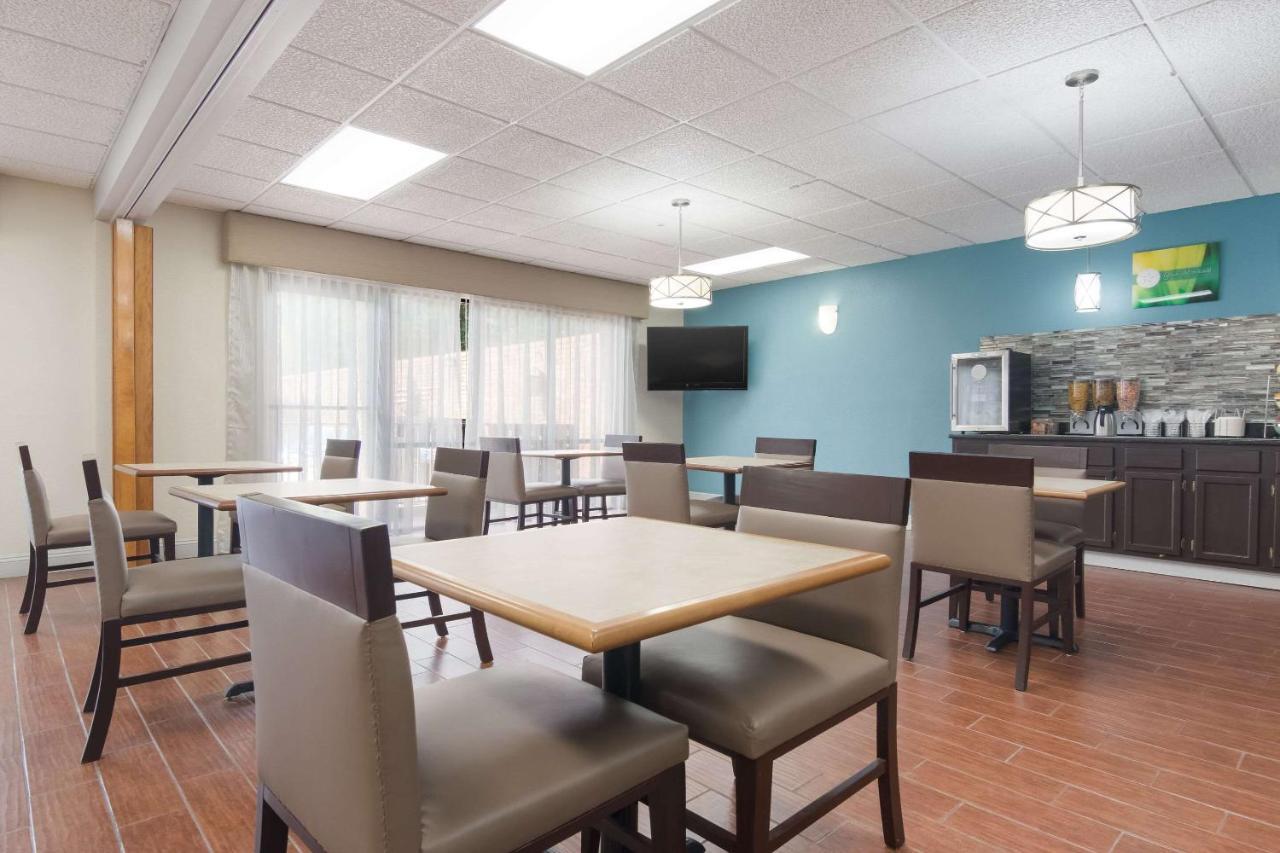 Quality Inn Magnolia Εξωτερικό φωτογραφία